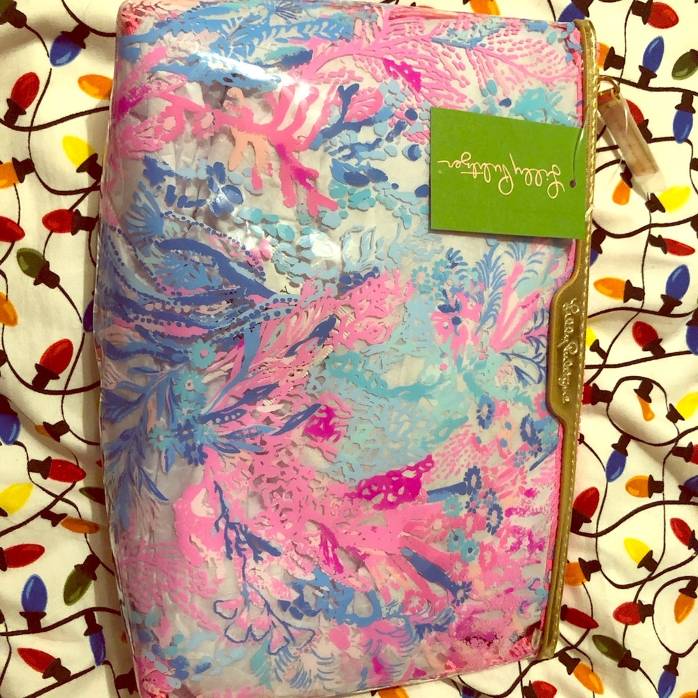 NWT Lilly Pulitzer pouch